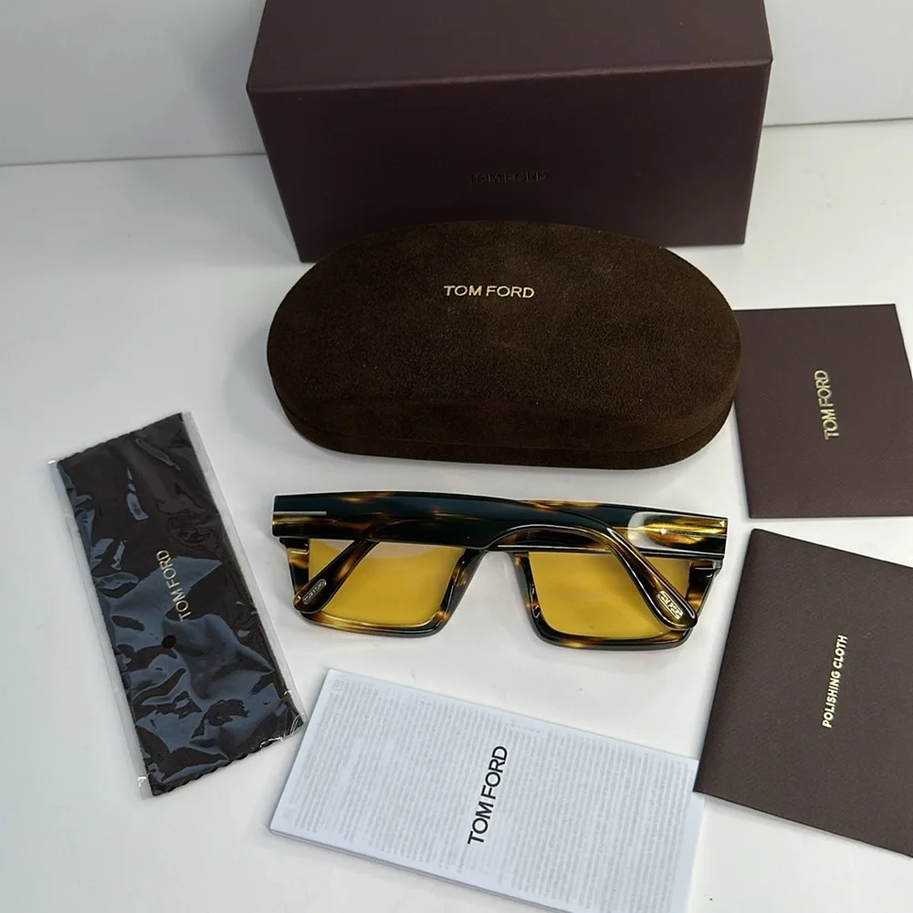 Tom Ford Redford Yellow Photochromatic Square Men's Sunglasses FT1153 52E 56.